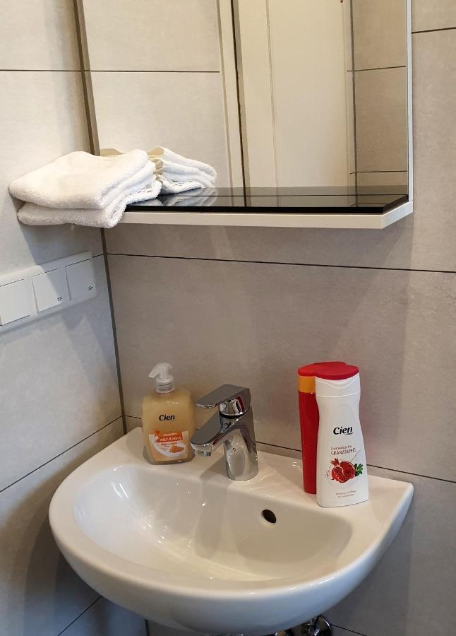 فارشتاين Bed And Breakfast Am Hoehenweg المظهر الخارجي الصورة